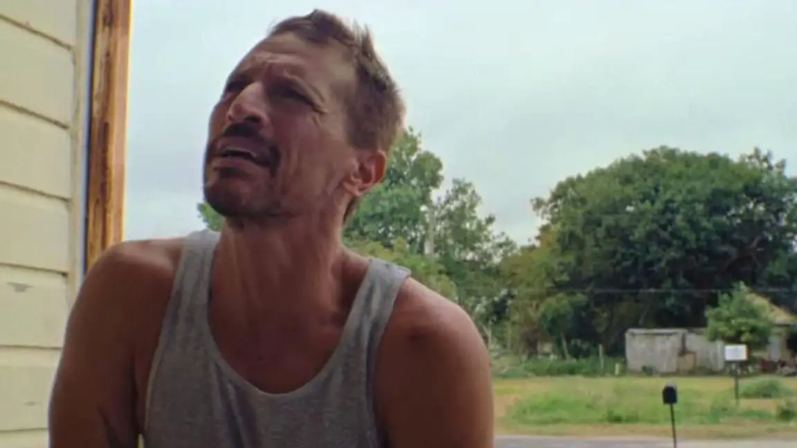 Sexo, drogas, donuts y narcisismo: 'Red Rocket' de Sean Baker es una...